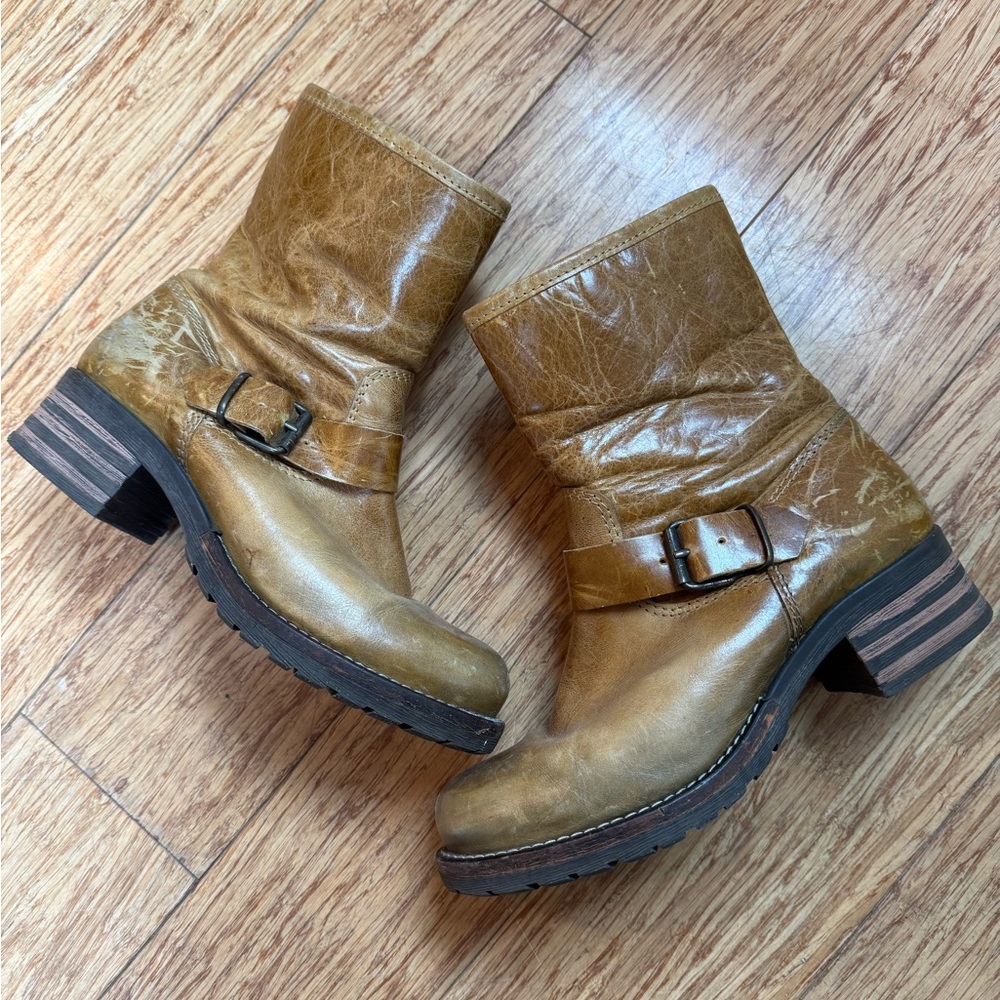 Classic Brown Leather Moto Boots